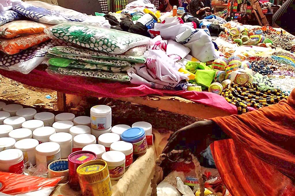 Weekly Provincial Market in Gambia