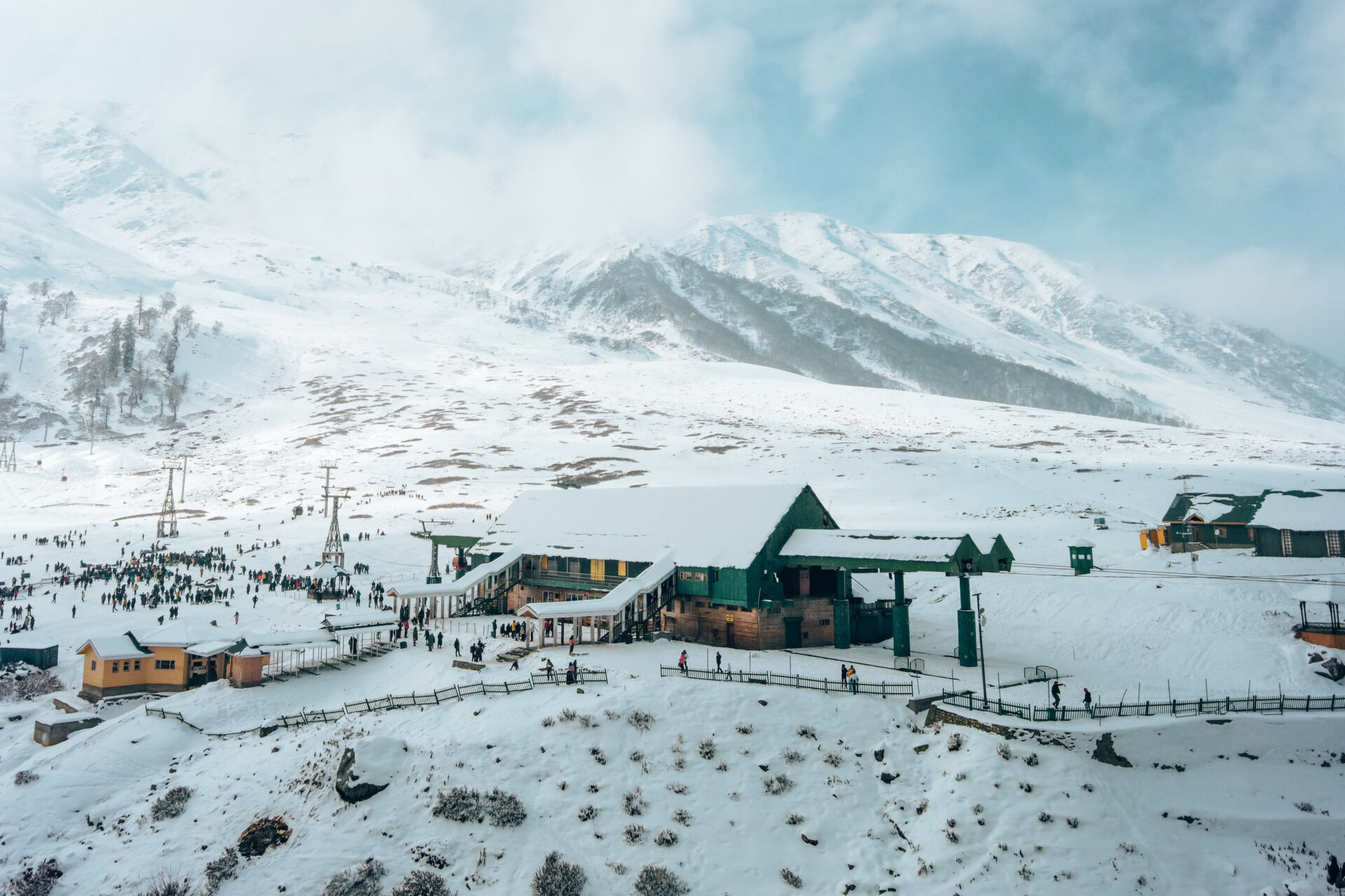 The depths of winter in snowy Srinagar - Kashmir, India © Imad Clicks